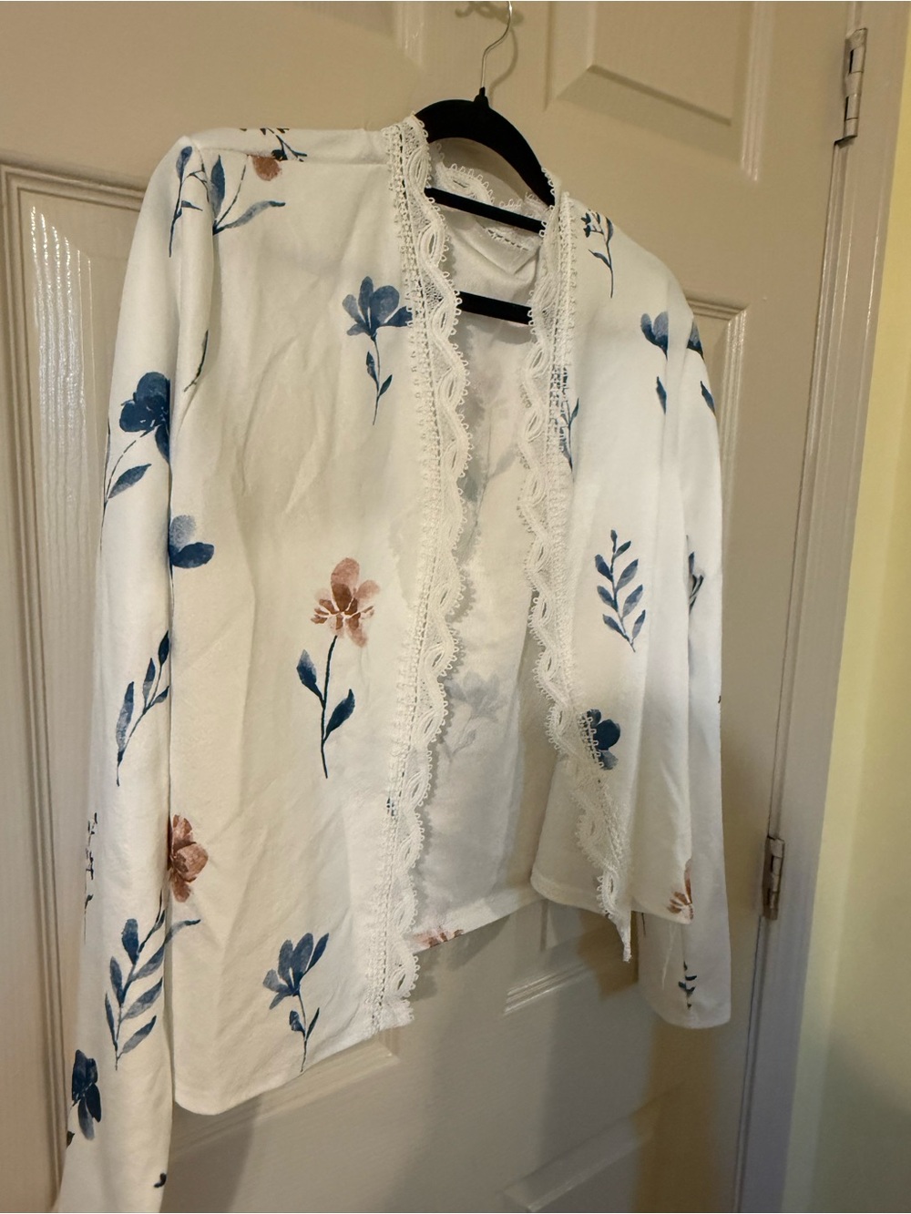 White Floral Lace-Trim Open Front Jacket